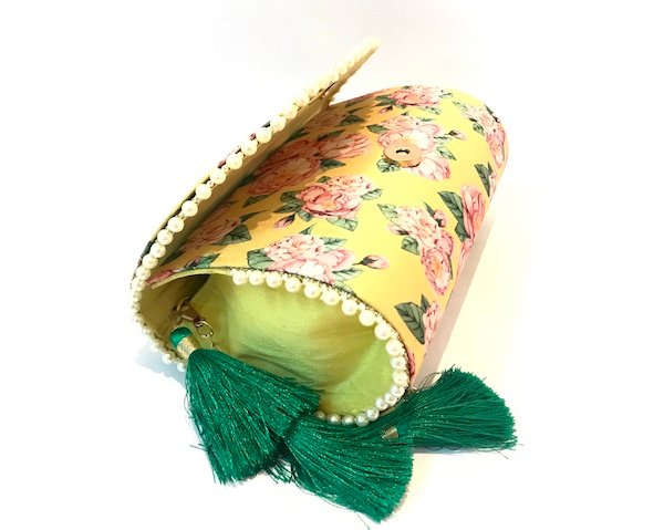 Vintage Floral Tassel Clutch (Yellow) - Image 3