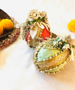 Pearl floral  Shagun Nariyal