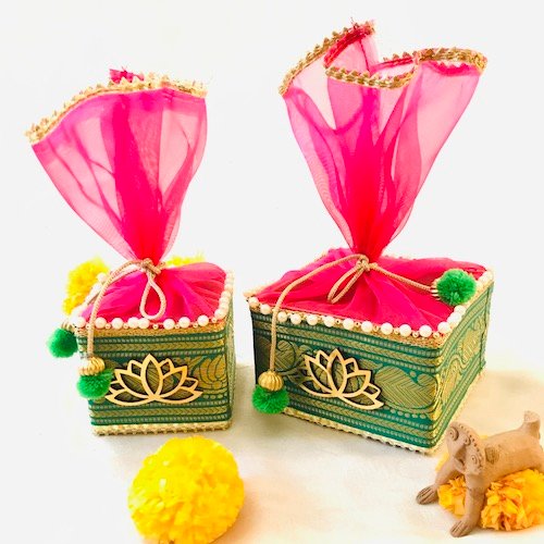 Square Lotus tissue Sweet Box