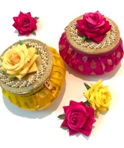 Alternative view of Rose Sweet Matki