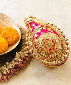 Alternative view of Fancy Gota patti Nariyal
