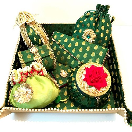 Brocade Booti Wedding Hamper - Image 6