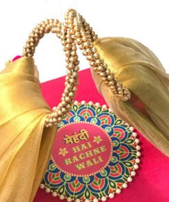 Mehendi hai rachne wali hamper - Image 9