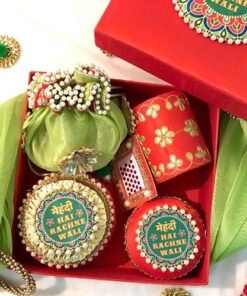 Mehendi hai rachne wali hamper