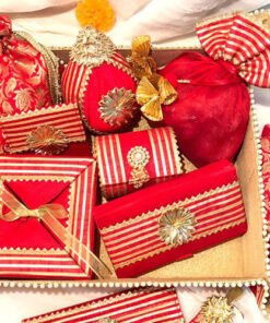Alternative view of Gota Brocade Wedding hamper
