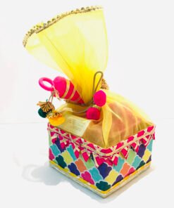 Holi Tissue Hamper