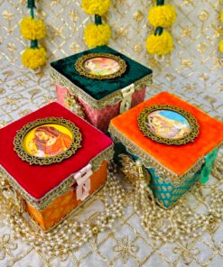 Alternative view of Dulhan Mini Trunk