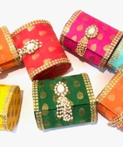Broacde Boota Bangle Box - Image 3