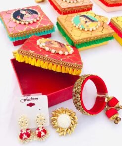 Maharani square box hamper