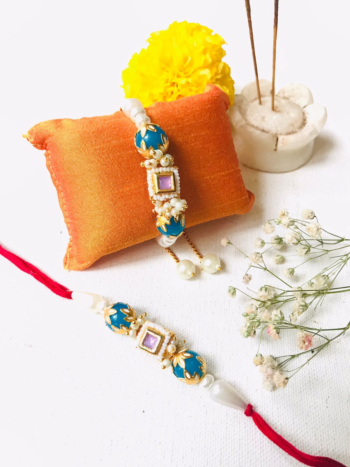 Kundan Pearl Rakhi & Lumba Set - Image 2