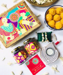 Phoolon ka Taaron Ka Rakhi Boxx - Image 3
