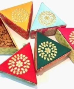 Alternative view of Unique Triangle Sweet Box