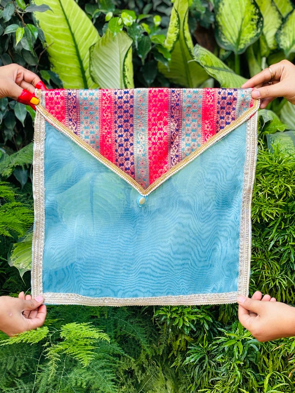 Rang-e-Banaras saree cover - Image 3