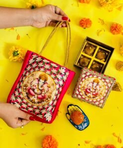 Alternative view of Lilly Ganesha Bag & Box Combo