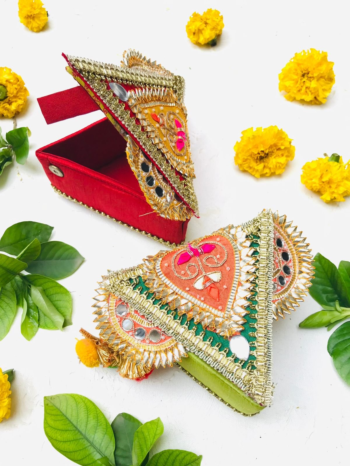 Gajanana Triangle Boxes - Image 3