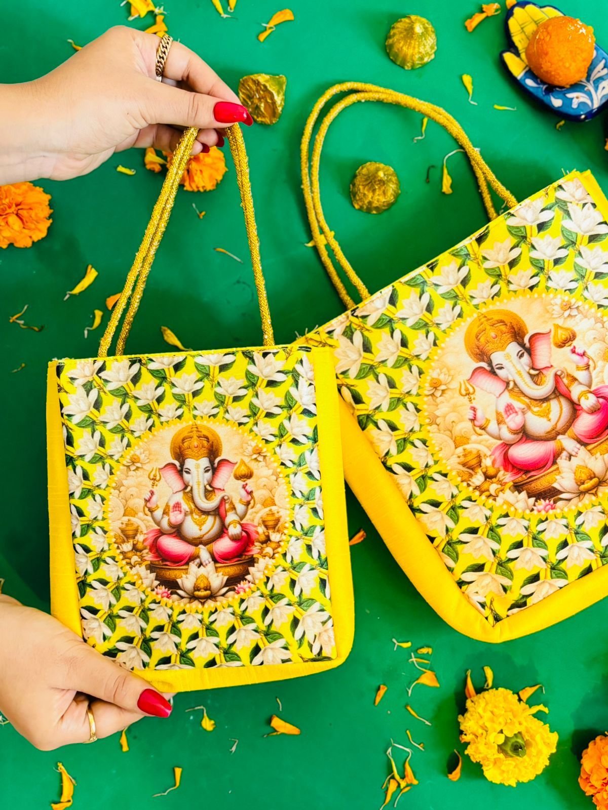 Lilly Ganesha Bag & Box Combo