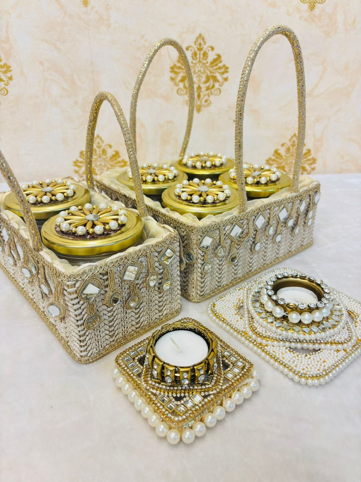 4 Jar Basket set