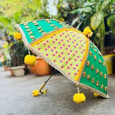 Alternative view of Genda Phool theme umbrella